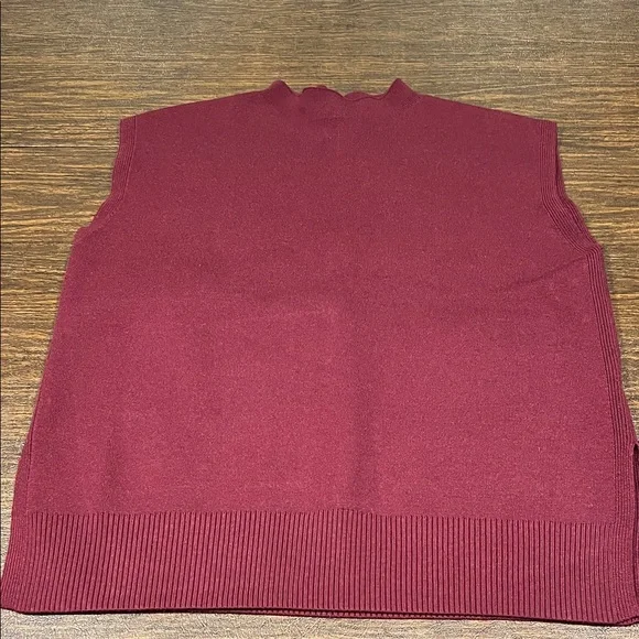 Chic Burgundy Sleeveless Sweater and Pant Set - Picture 2 of 13